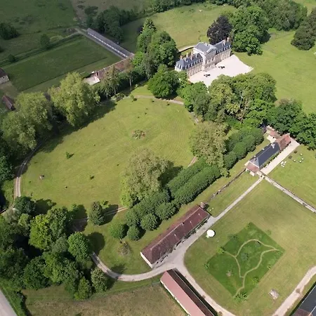 Pet Friendly, Spacious On The Courtomer Estate, Normandy Holiday home