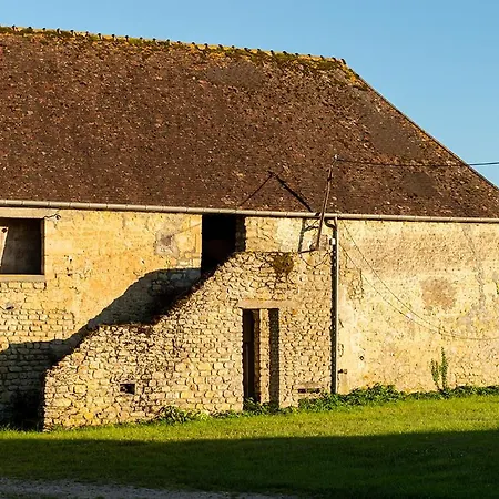 Pet Friendly, Spacious On The Courtomer Estate, Normandy